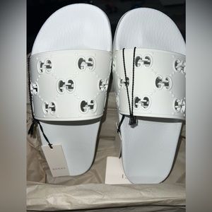BRAND NEW!! Gucci Rubber GG Slide White Size 39 (US 9)